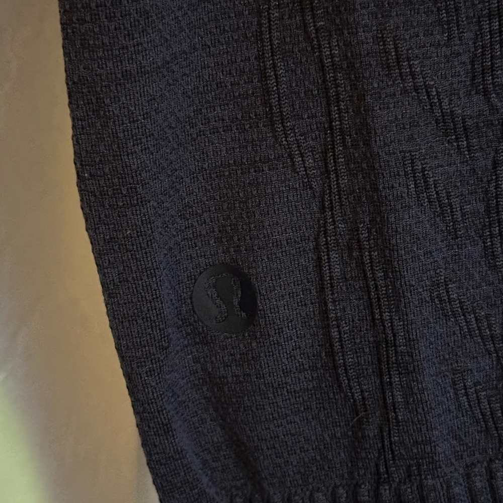 Lululemon Rest Less Pullover top - Picture 5 of 5